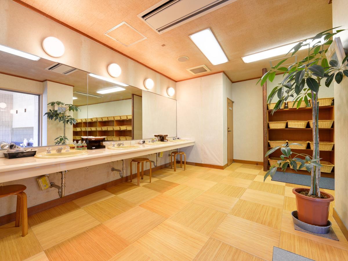 秋芳ロイヤルホテル秋芳館 美祢市 エクステリア 写真